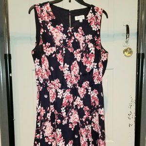 Elle - Midi Flower Dress